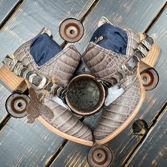 Freebird Slade in Stone Croco - Picture 4 of 13